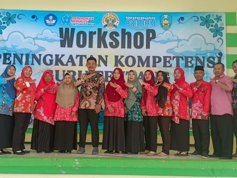 Workshop peningkatan kompetensi guru tentang budaya positif